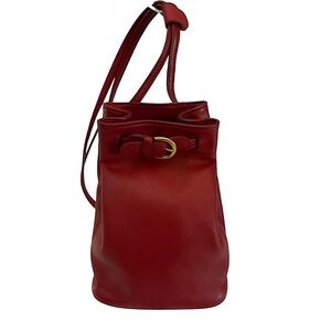 Coach Cornelia, Christmas special (husband smokes)